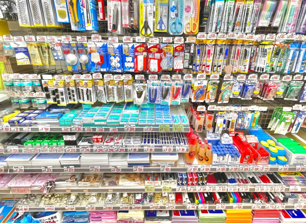 文房具棚
